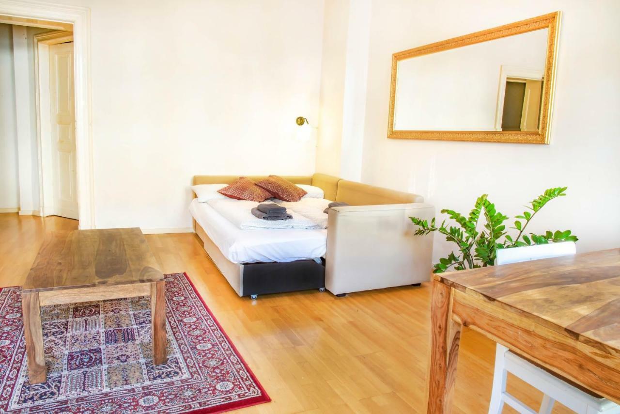Apartment Winsstr. 68 Берлин Экстерьер фото